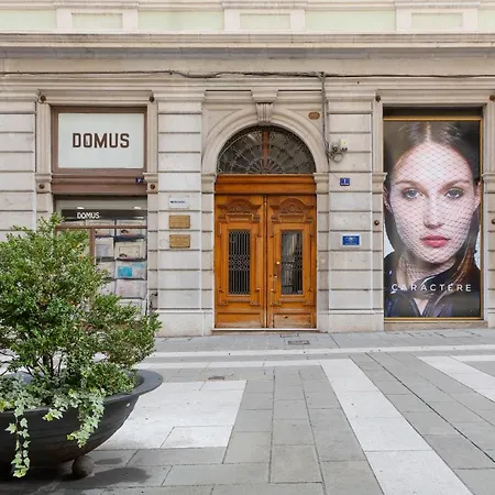 公寓 Timeless 2-bedrooms Flat 的里雅斯特